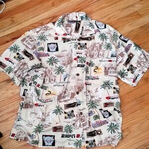 ESPN Zone 100% rayon blend short sleeve shirt Sz L-XL Great condition